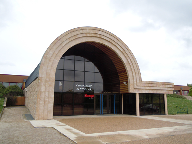 Construction d'un complexe sportif lauréat concours, Meursault 1996